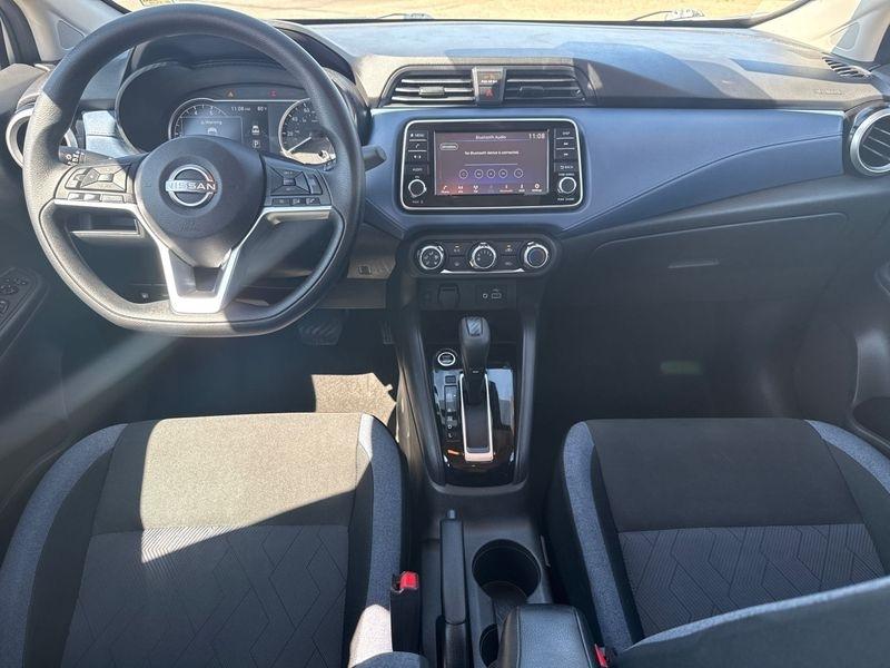 Nissan Versa SV CVT 2025