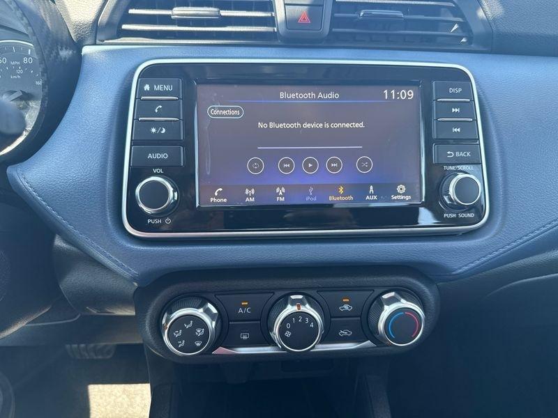 Nissan Versa SV CVT 2025