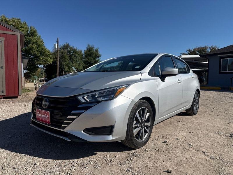 Nissan Versa SV CVT 2025
