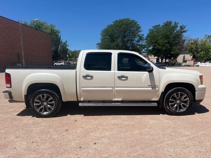 GMC Sierra 1500 AWD Crew Cab 143.5" Denali 2013