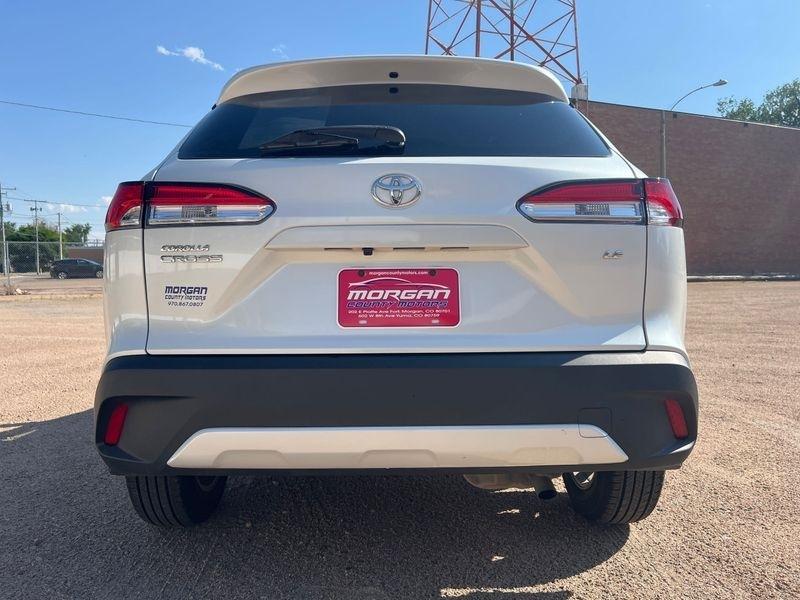 Toyota Corolla Cross LE 2WD (Natl) 2024