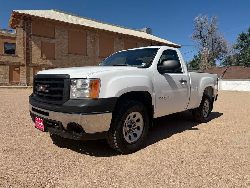 GMC Sierra 1500 4WD Reg Cab 119.0" Work Truck 2011