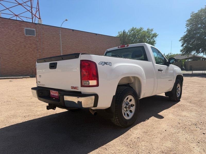 GMC Sierra 1500 4WD Reg Cab 119.0" Work Truck 2011