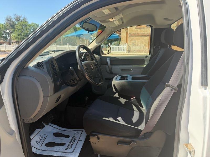 GMC Sierra 1500 4WD Reg Cab 119.0" Work Truck 2011