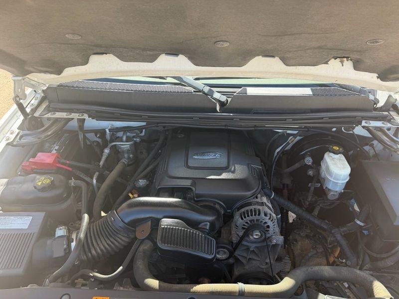 GMC Sierra 1500 4WD Reg Cab 119.0" Work Truck 2011