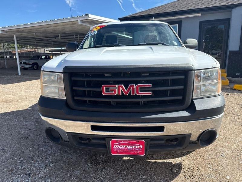 GMC Sierra 1500 4WD Reg Cab 119.0" Work Truck 2011