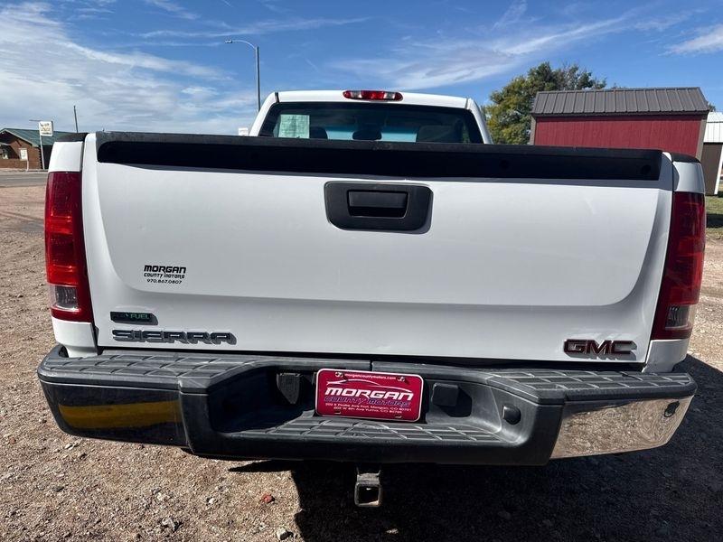 GMC Sierra 1500 4WD Reg Cab 119.0" Work Truck 2011