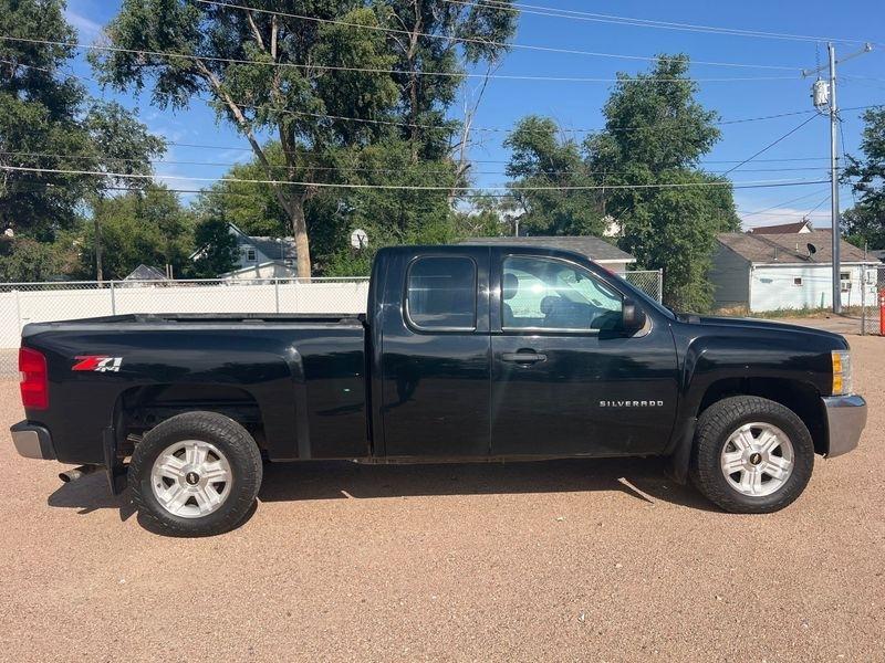Chevrolet Silverado 1500 4WD Ext Cab 143.5" LT 2013