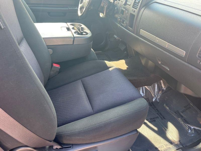 Chevrolet Silverado 1500 4WD Ext Cab 143.5" LT 2013
