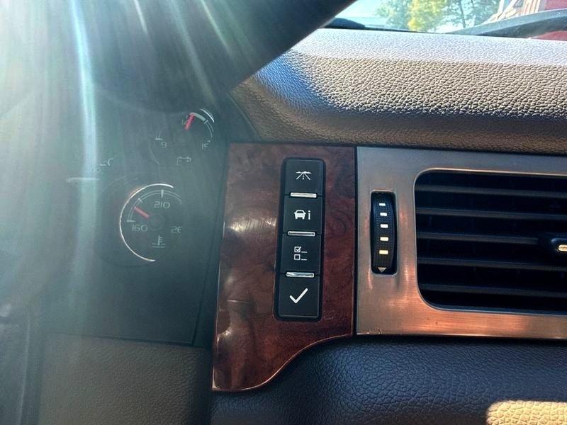 Chevrolet Silverado 1500 4WD Crew Cab 143.5" LTZ 2013