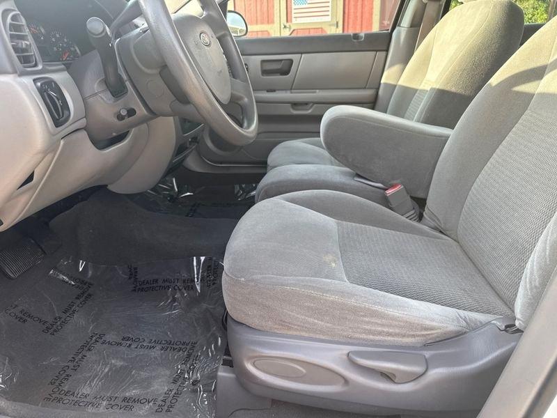 Ford Taurus 4dr Sdn SE 2005