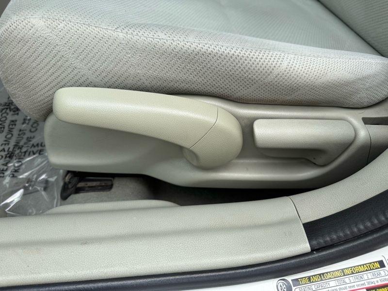 Honda Civic Sdn 4dr Auto LX 2012