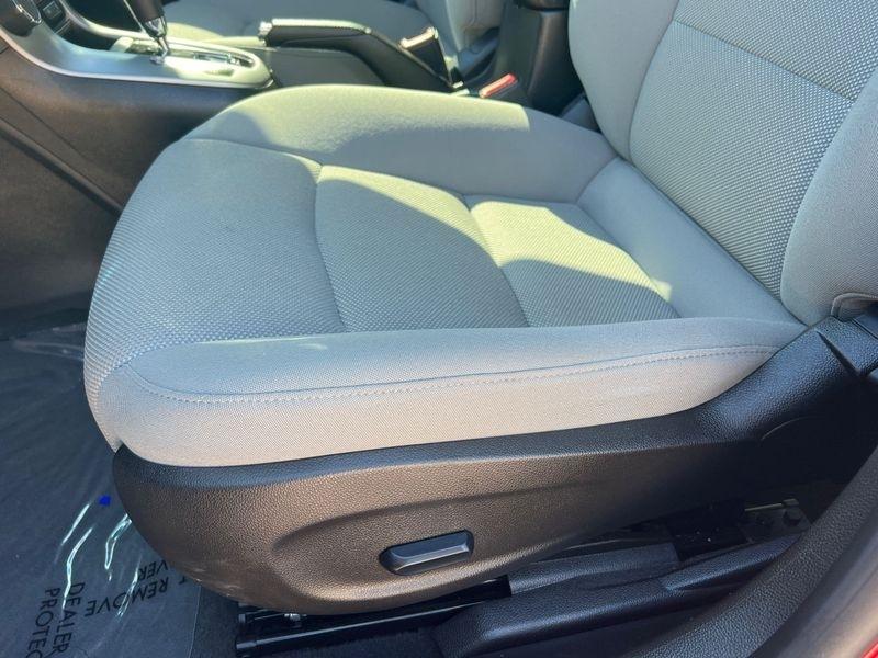 Chevrolet Cruze 4dr Sdn Auto 1LT 2013