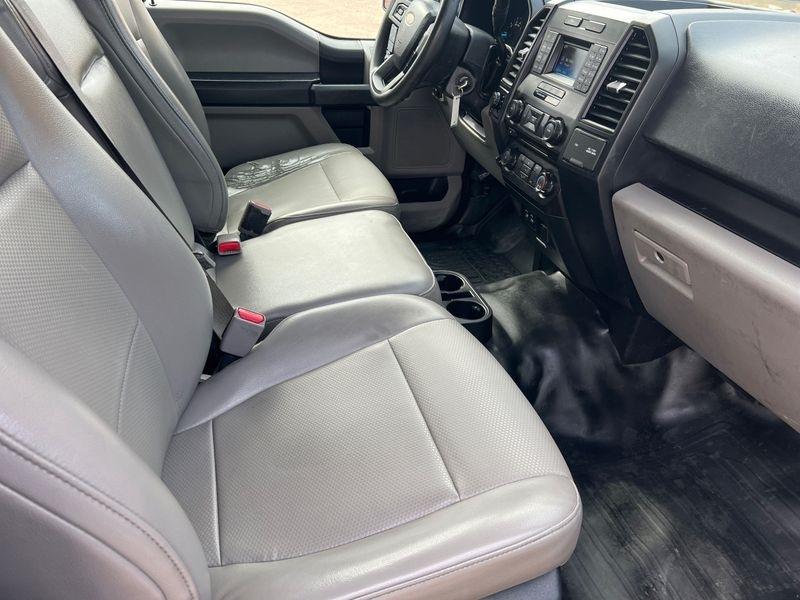 Ford F-150 4WD SuperCrew 157" Lariat w/HD Payload Pkg 2015