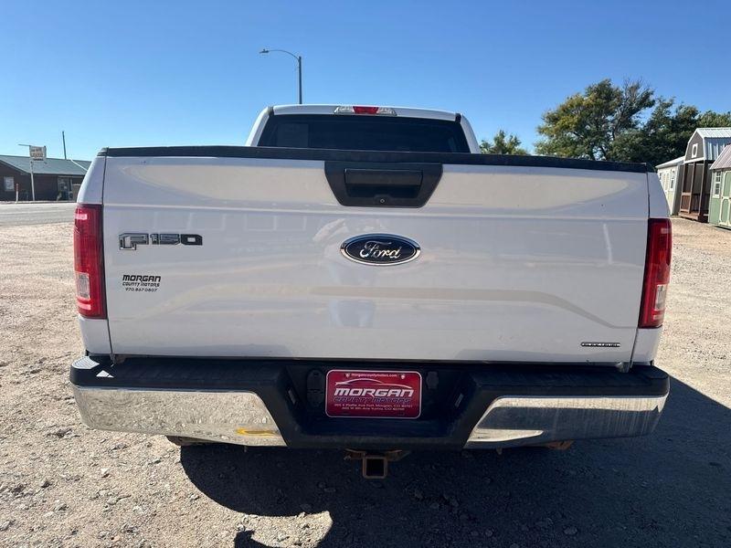 Ford F-150 4WD SuperCrew 157" Lariat w/HD Payload Pkg 2015