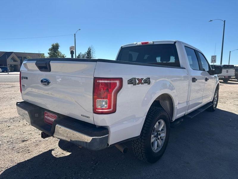 Ford F-150 4WD SuperCrew 157" Lariat w/HD Payload Pkg 2015