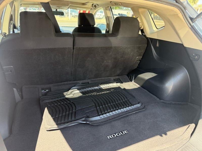 Nissan Rogue AWD 4dr SV 2011