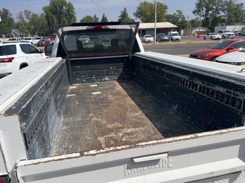 Ford Super Duty F-350 SRW Lariat 4WD SuperCab 168" WB 60" CA 2017