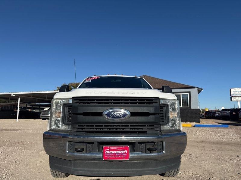 Ford Super Duty F-350 SRW Lariat 4WD SuperCab 168" WB 60" CA 2017