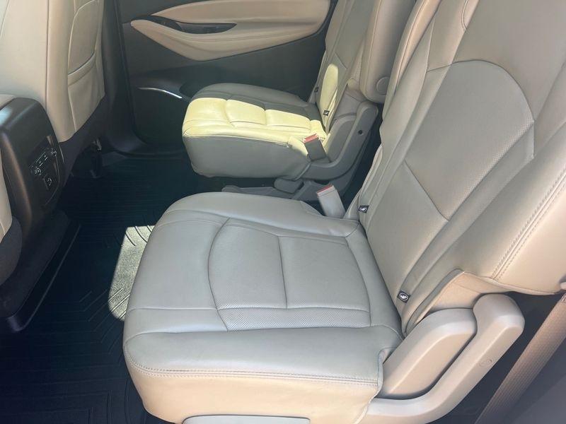 Buick Enclave AWD 4dr Essence 2018
