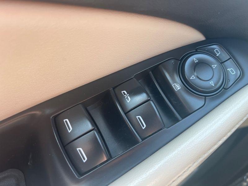 Buick Enclave AWD 4dr Essence 2018