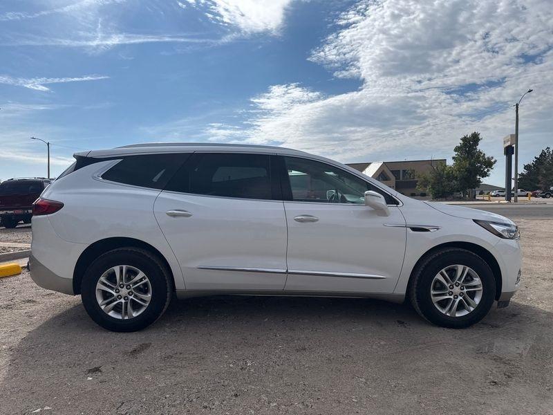 Buick Enclave AWD 4dr Essence 2018