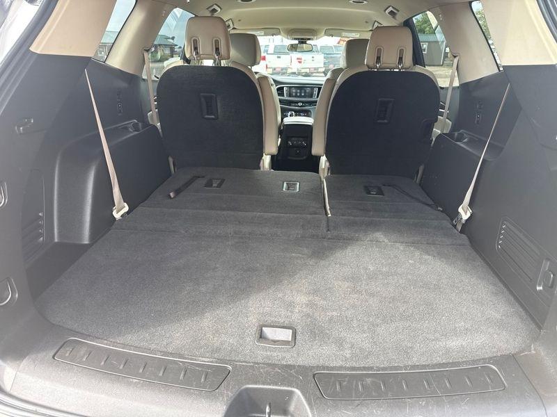 Buick Enclave AWD 4dr Essence 2018