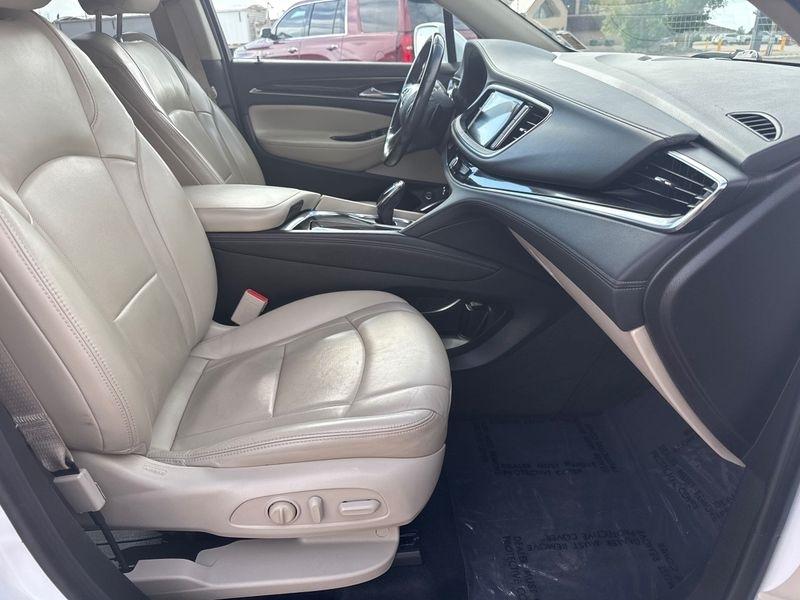 Buick Enclave AWD 4dr Essence 2018