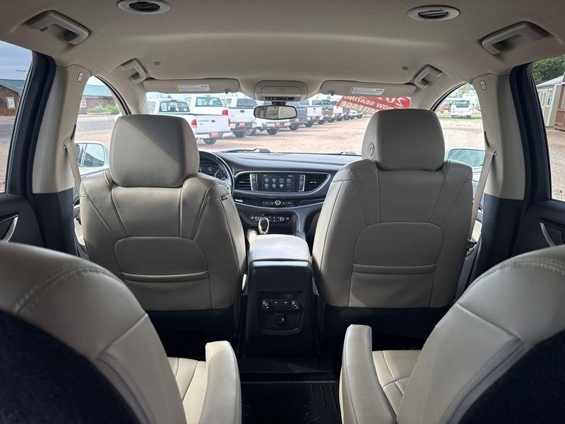 Buick Enclave AWD 4dr Essence 2018