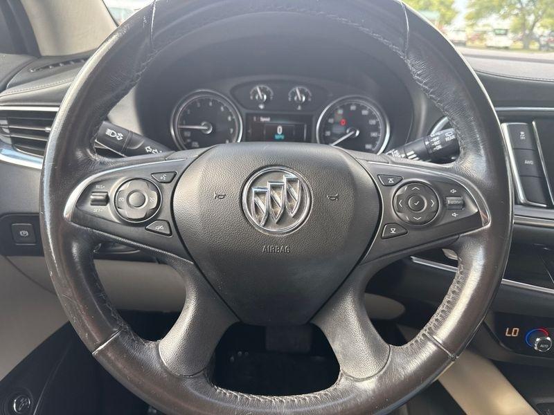 Buick Enclave AWD 4dr Essence 2018