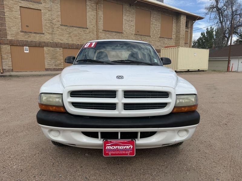 Dodge Dakota Club Cab 131" WB Sport 2001