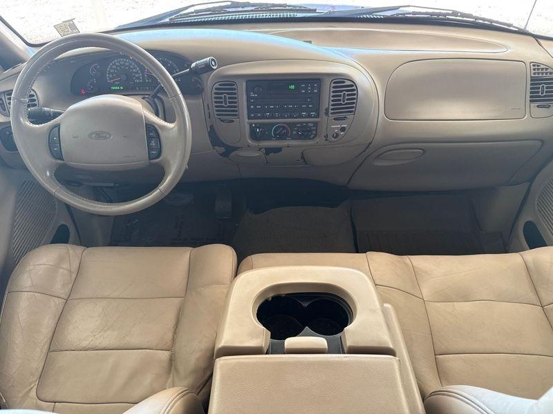 Ford F-150 Supercab 139" King Ranch 2002