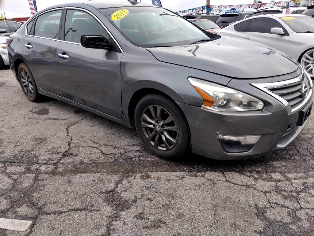 Nissan Altima  2015
