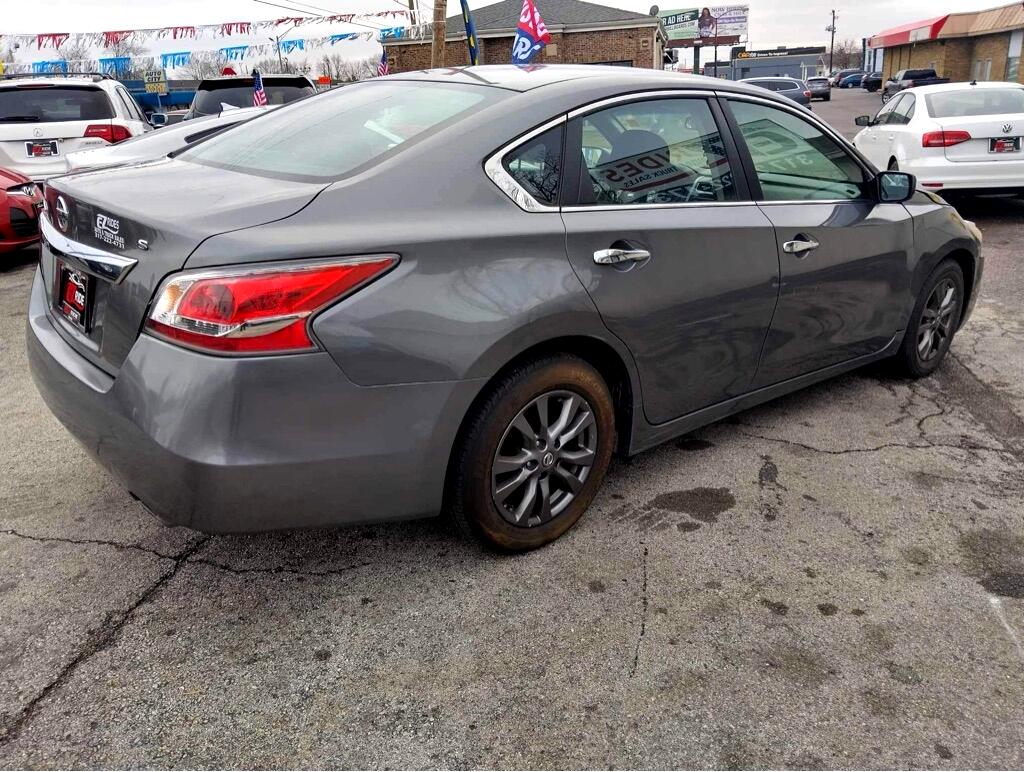 Nissan Altima  2015