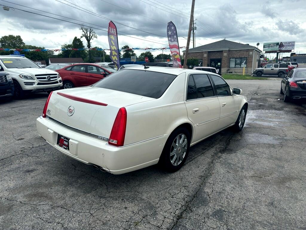 Cadillac DTS  2008
