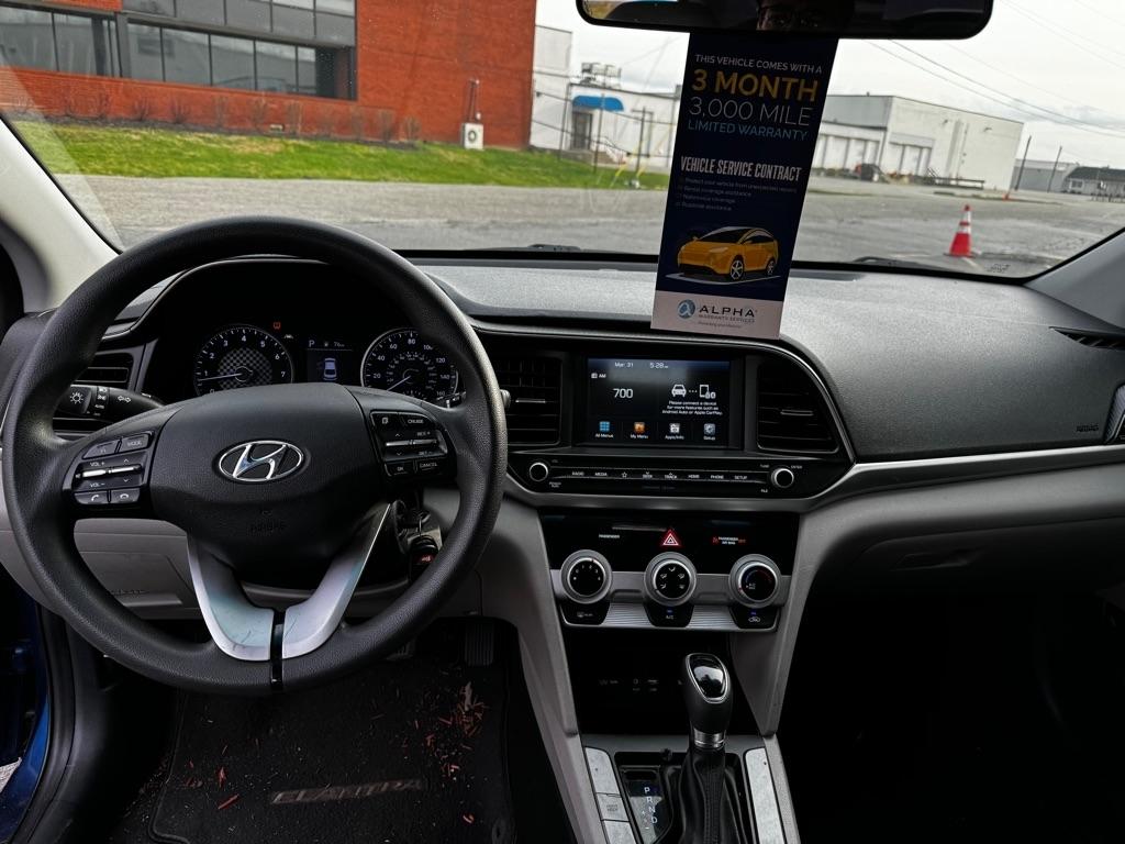 Hyundai Elantra  2019
