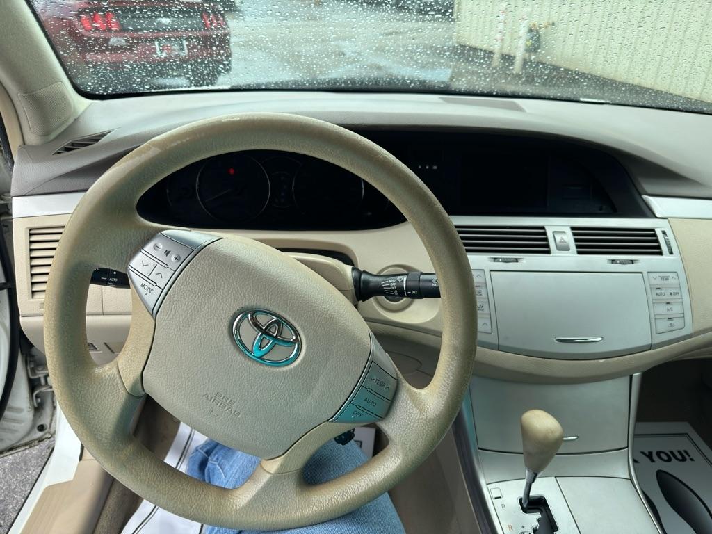 Toyota Avalon  2006