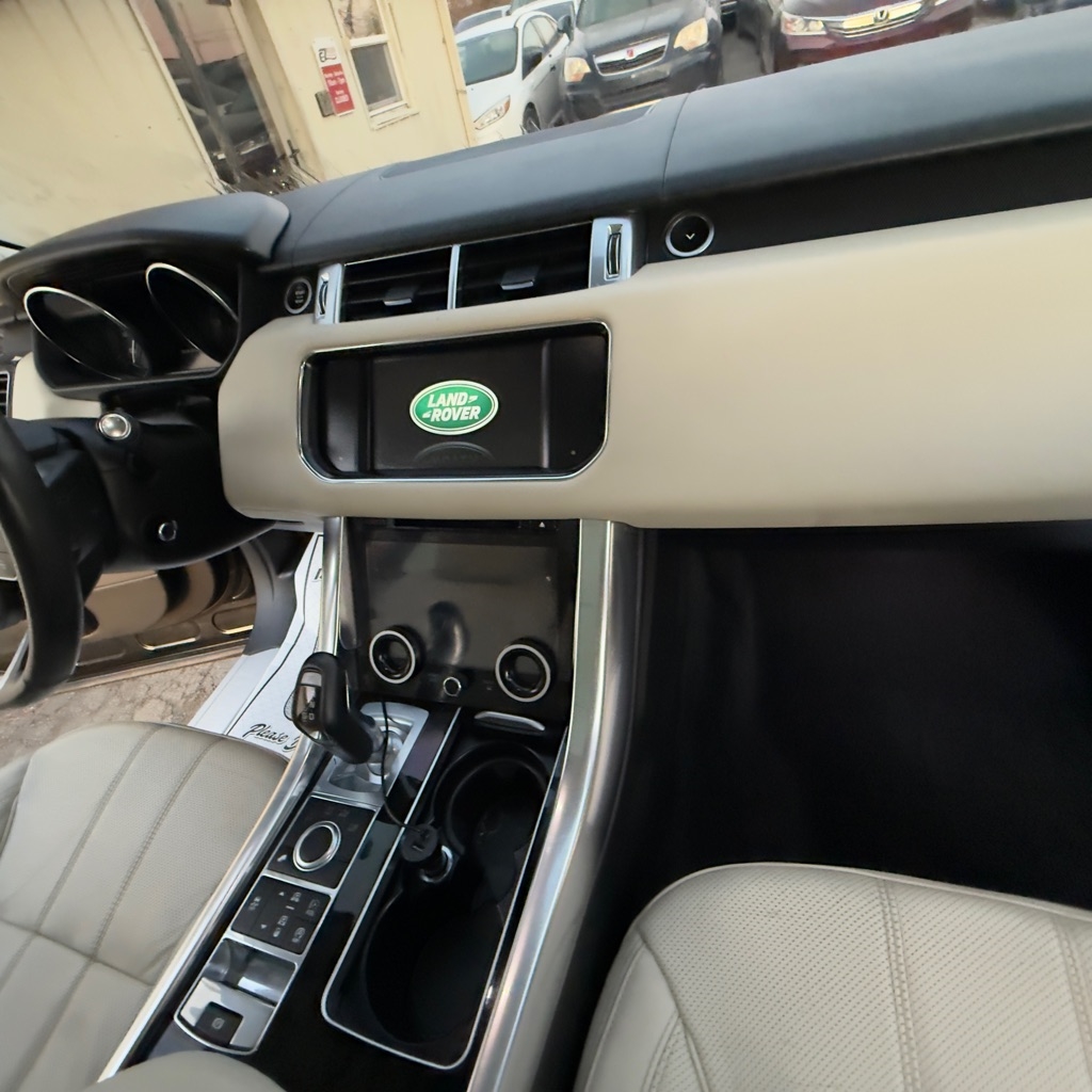 Land Rover Range Rover Sport  2015