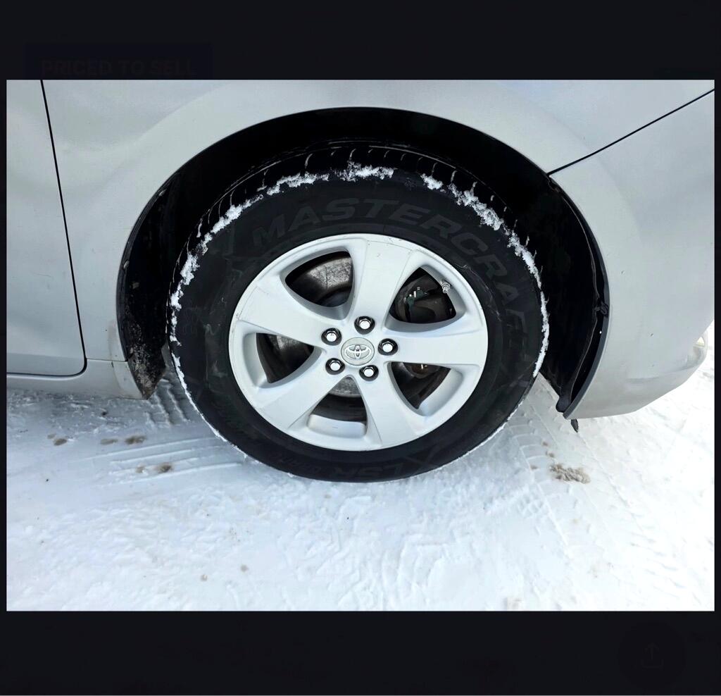 Toyota Sienna  2013