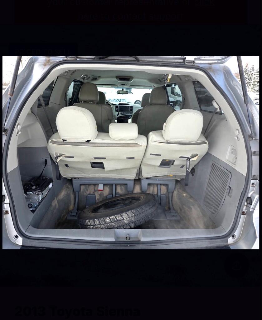 Toyota Sienna  2013