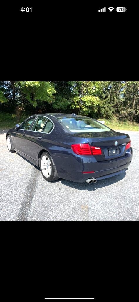 BMW 5-Series  2012