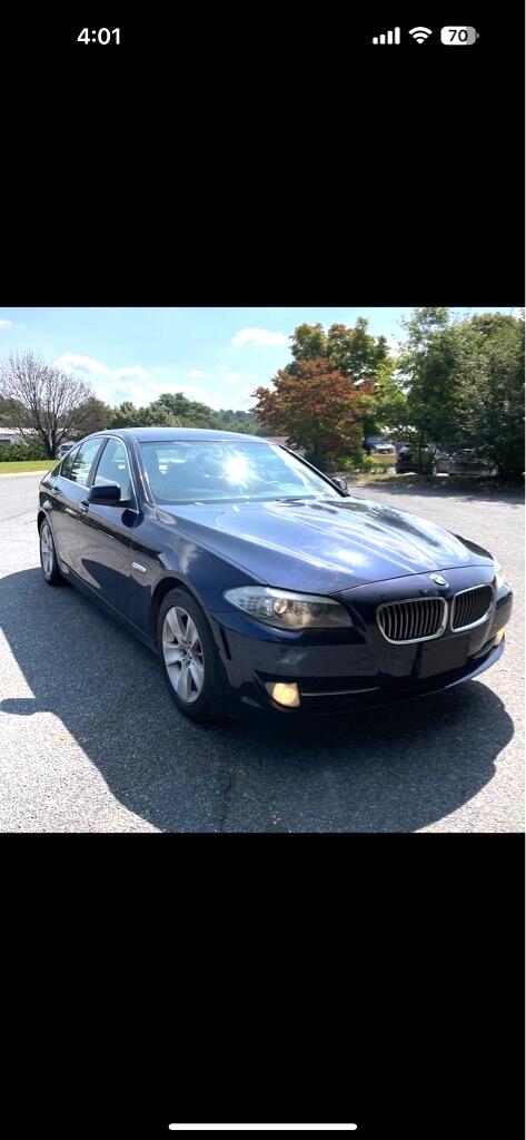 BMW 5-Series  2012