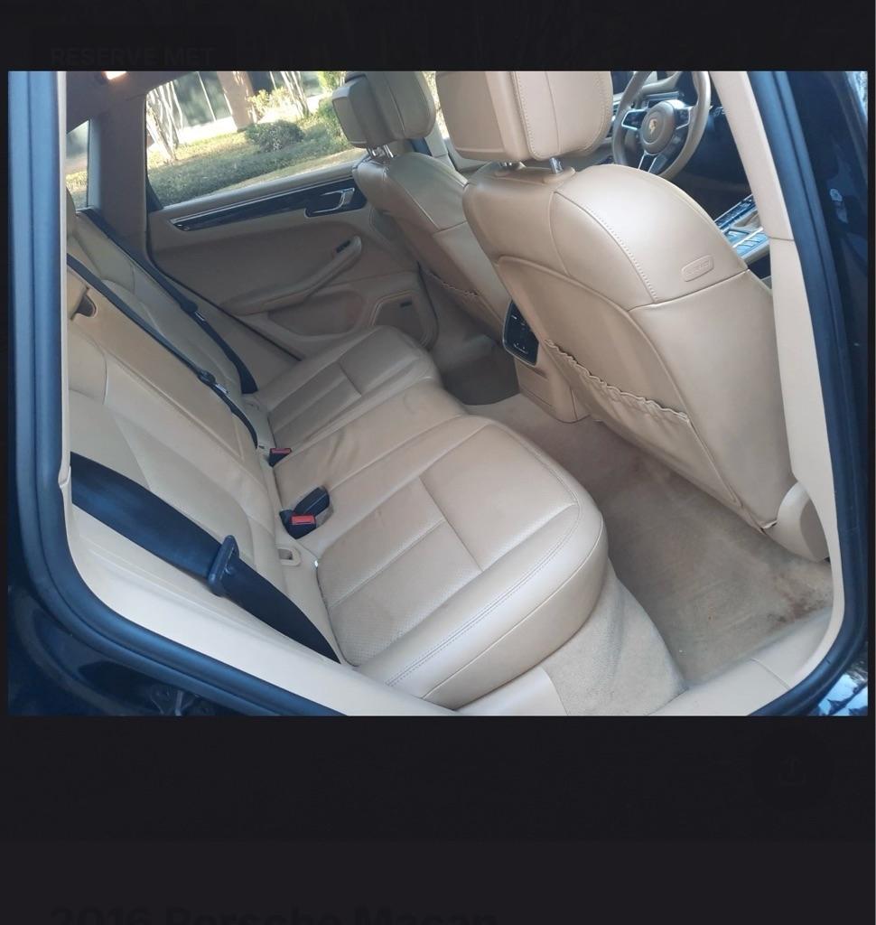 Porsche Macan  2016