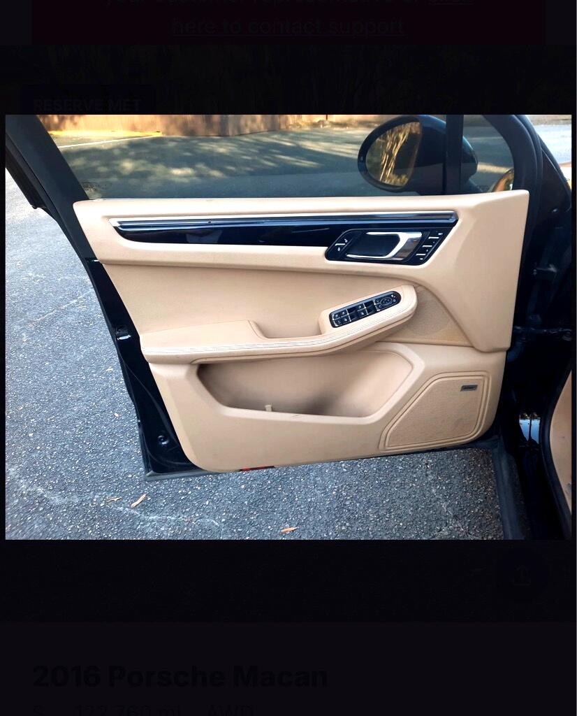 Porsche Macan  2016