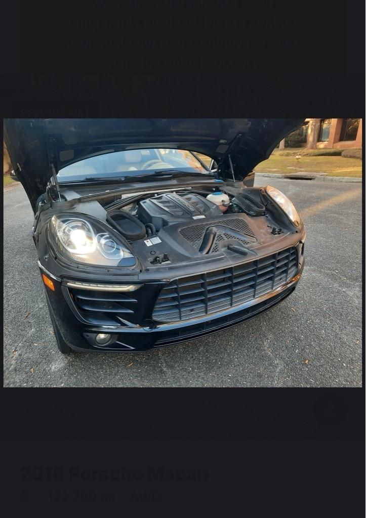 Porsche Macan  2016