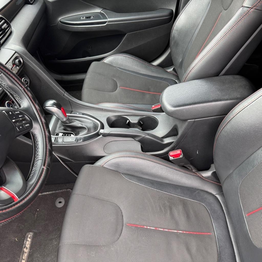 Hyundai Veloster 2.0 6M 2020