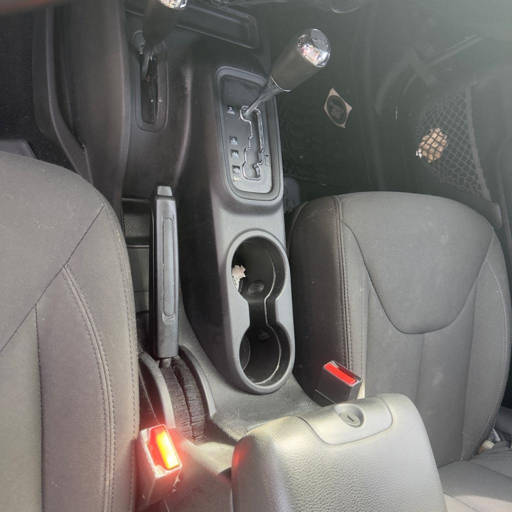 Jeep Wrangler Unlimited Sport 4WD 2016