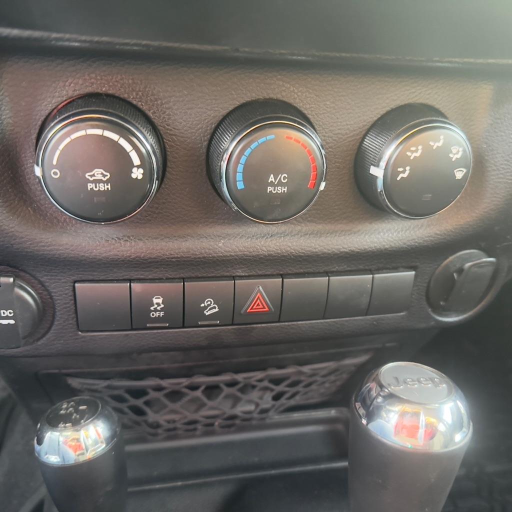 Jeep Wrangler Unlimited Sport 4WD 2016