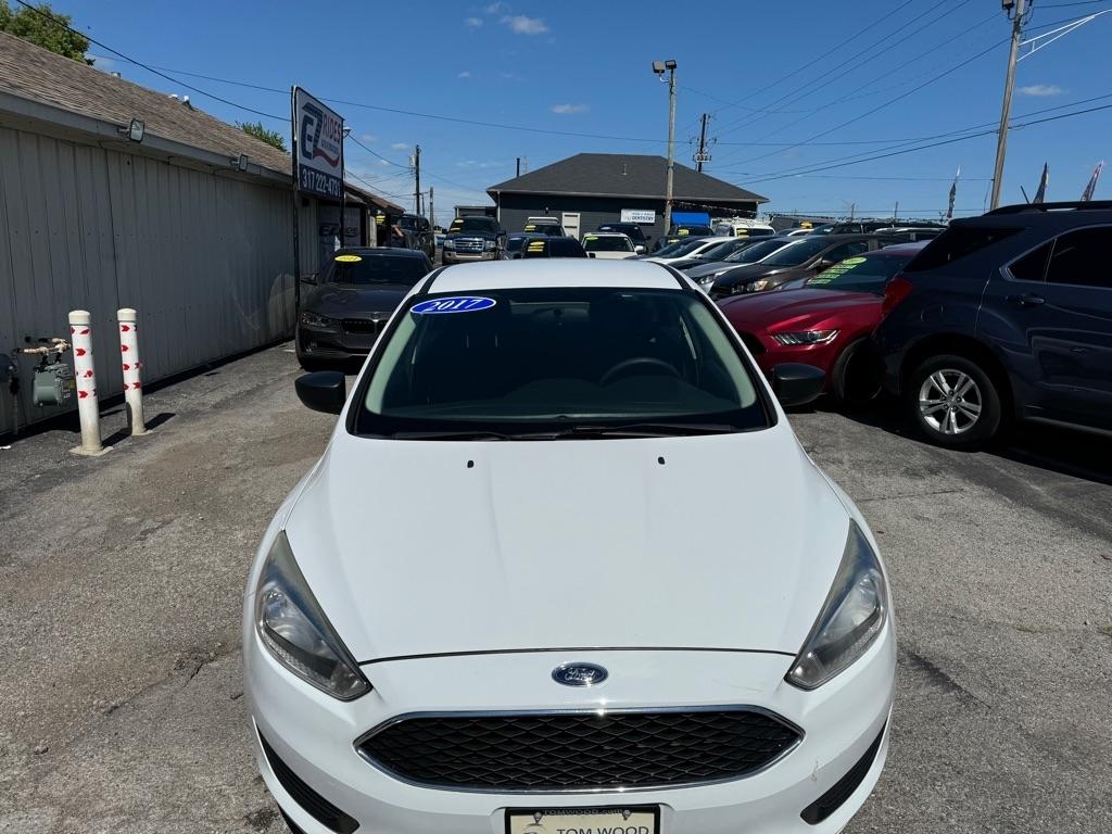 Ford Focus S Sedan 2017