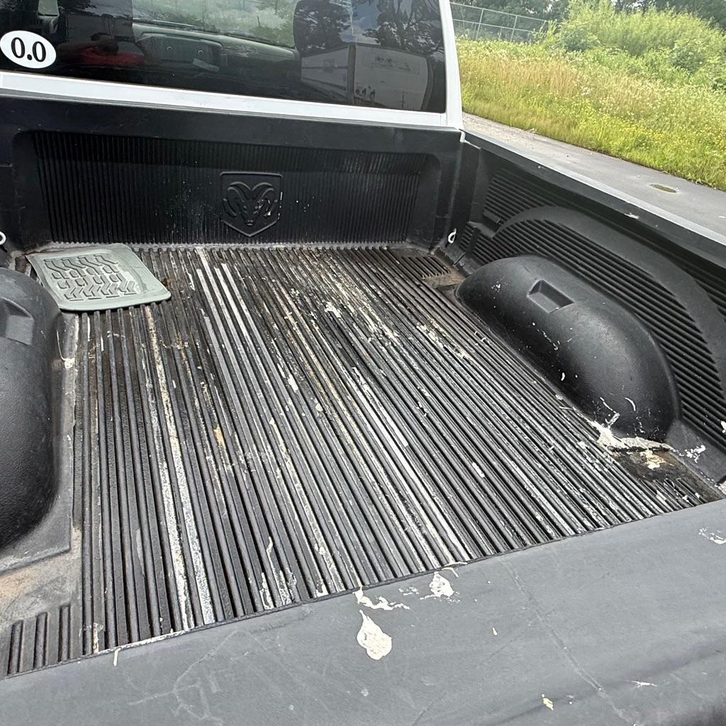 Dodge 1500 ST Quad Cab 4WD 2010